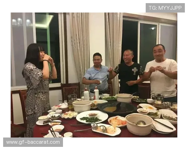 办公室同事猜金额买单游戏欢乐不断笑声传遍整个公司